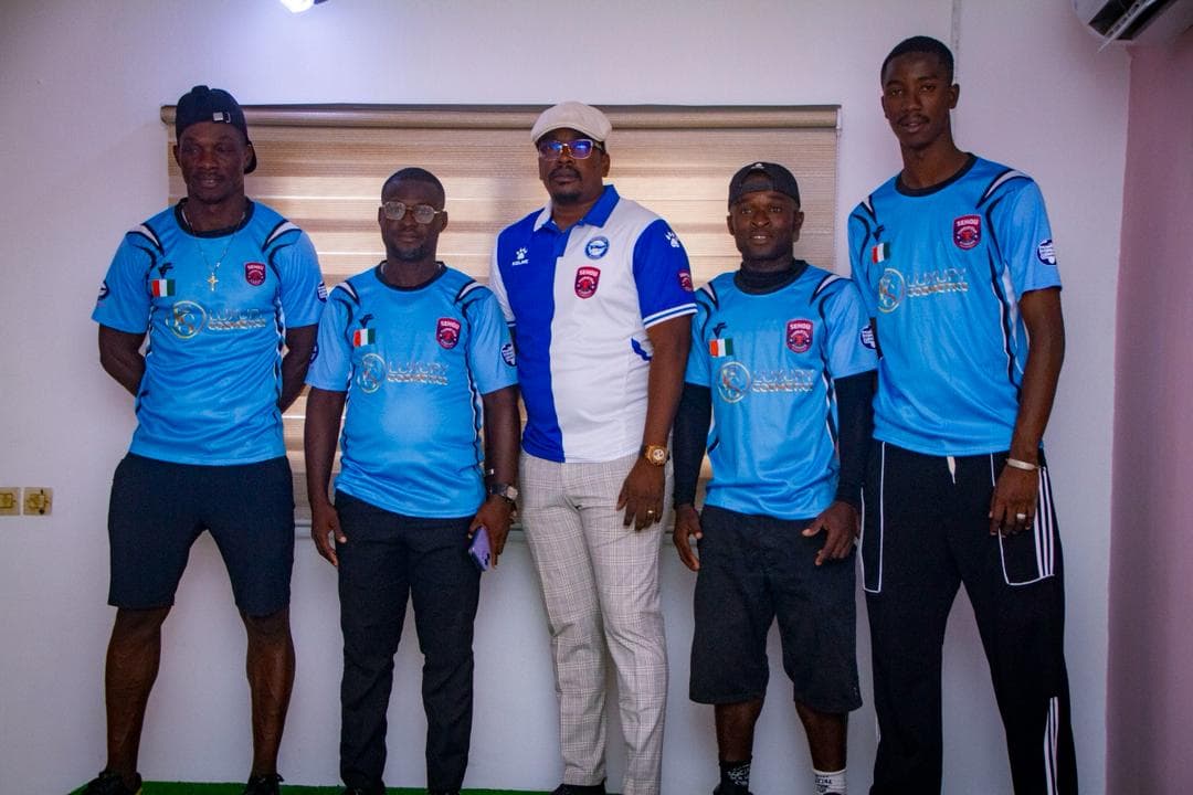 Staff technique — réunion de préparation – SEHOU FC Académie